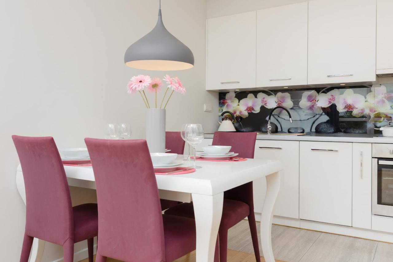 Quiet Apartment Park Edwarda Szymańskiego by Renters Warszawa Zewnętrze zdjęcie